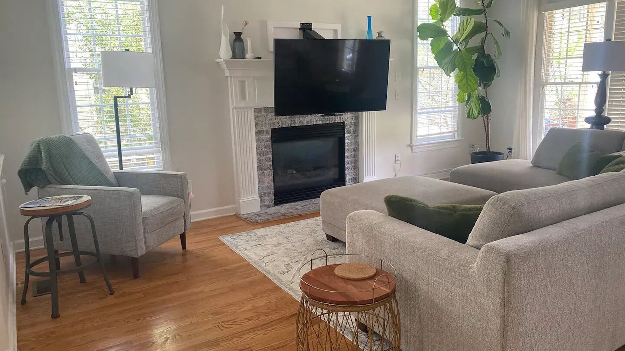 Photo of Livingroom in Apex