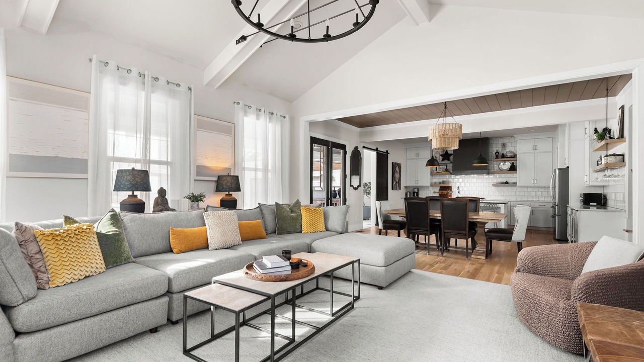 Photo of Livingroom in Sylvan Heights