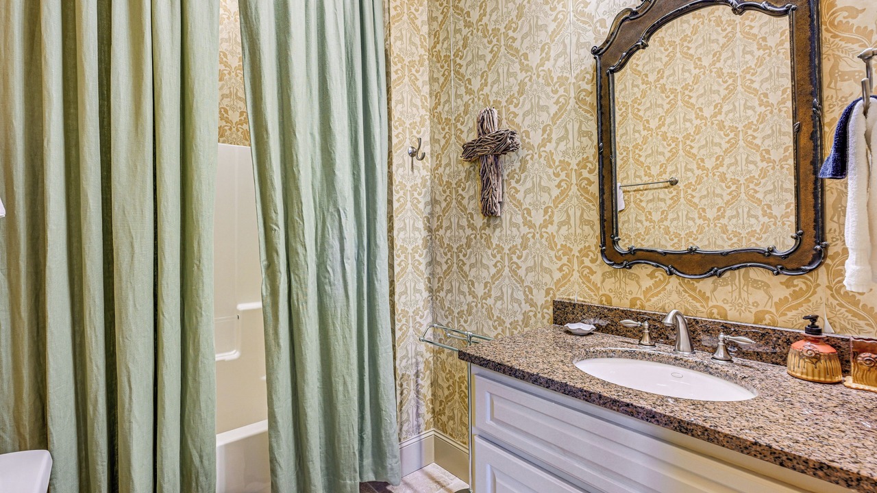 Photo of Bathroom in Cullowhee