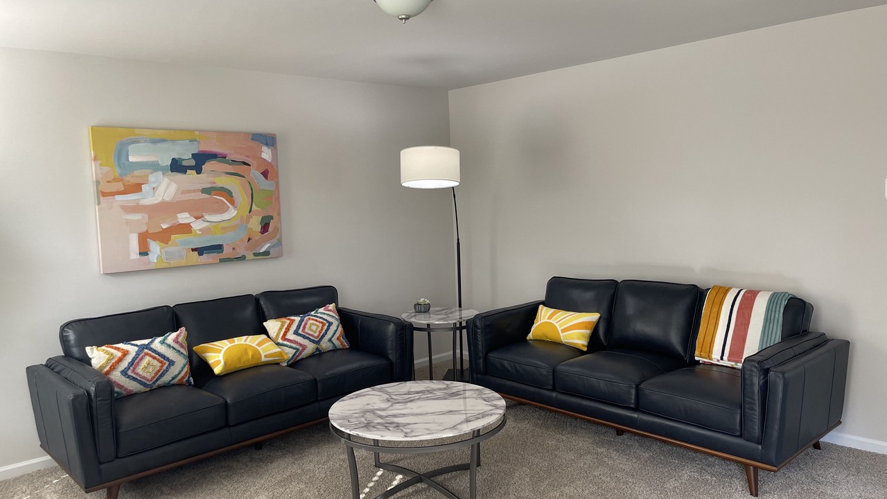 Photo of Livingroom in Five Points