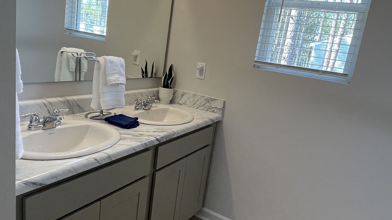 Photo of Bathroom in Five Points