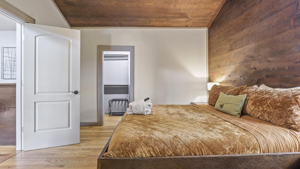 Photo of Bedroom in Canton
