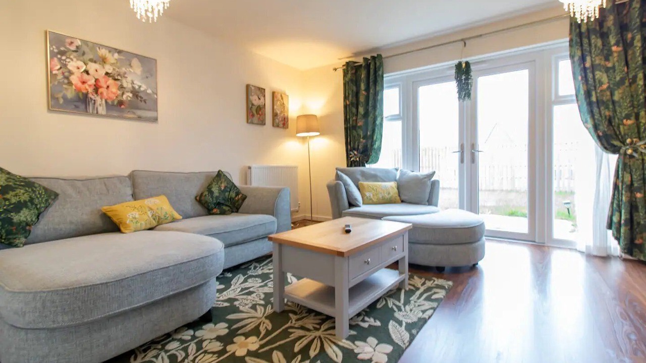 Photo of Livingroom in Newcastle-upon-Tyne