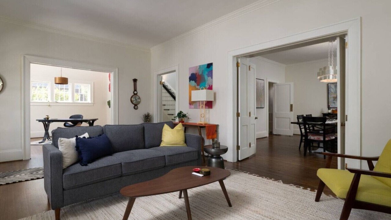 Photo of Livingroom in Old Irving Park