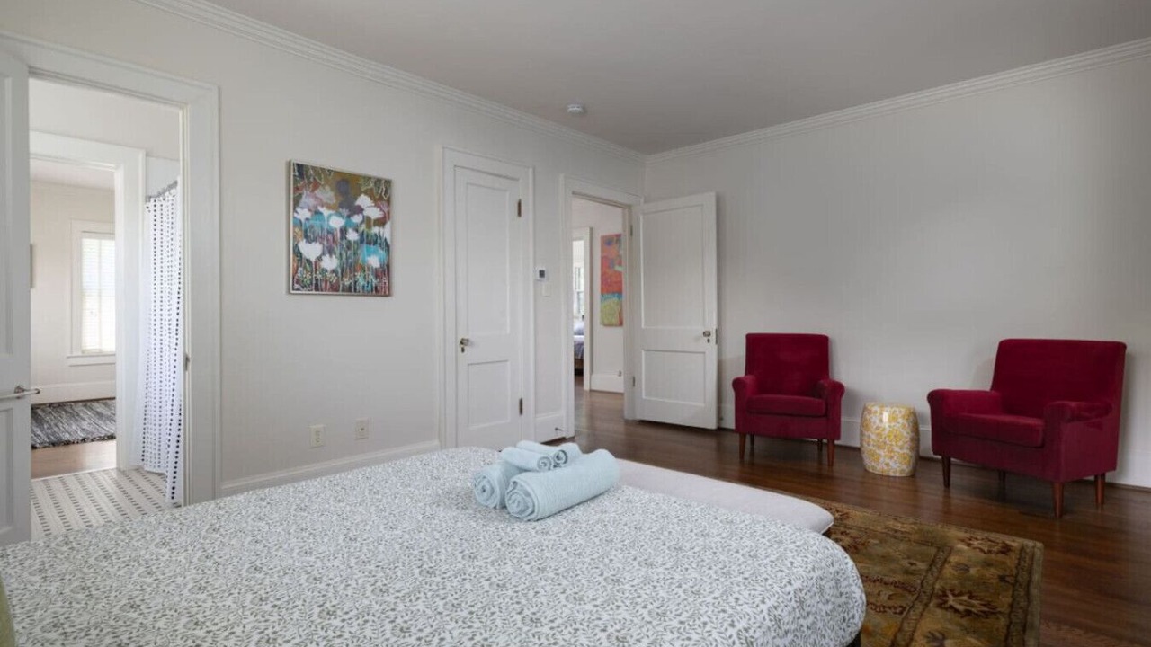 Photo of Bedroom in Old Irving Park