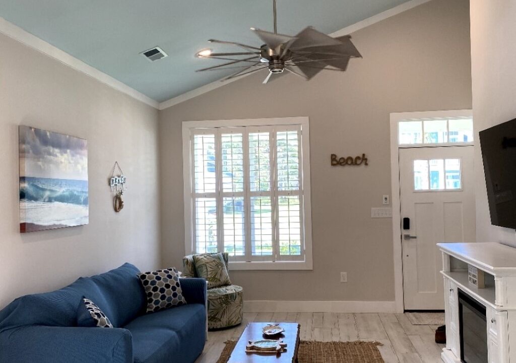 Photo of Livingroom in Shallotte