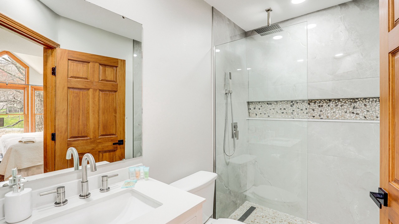 Photo of Bathroom in Mountain Air