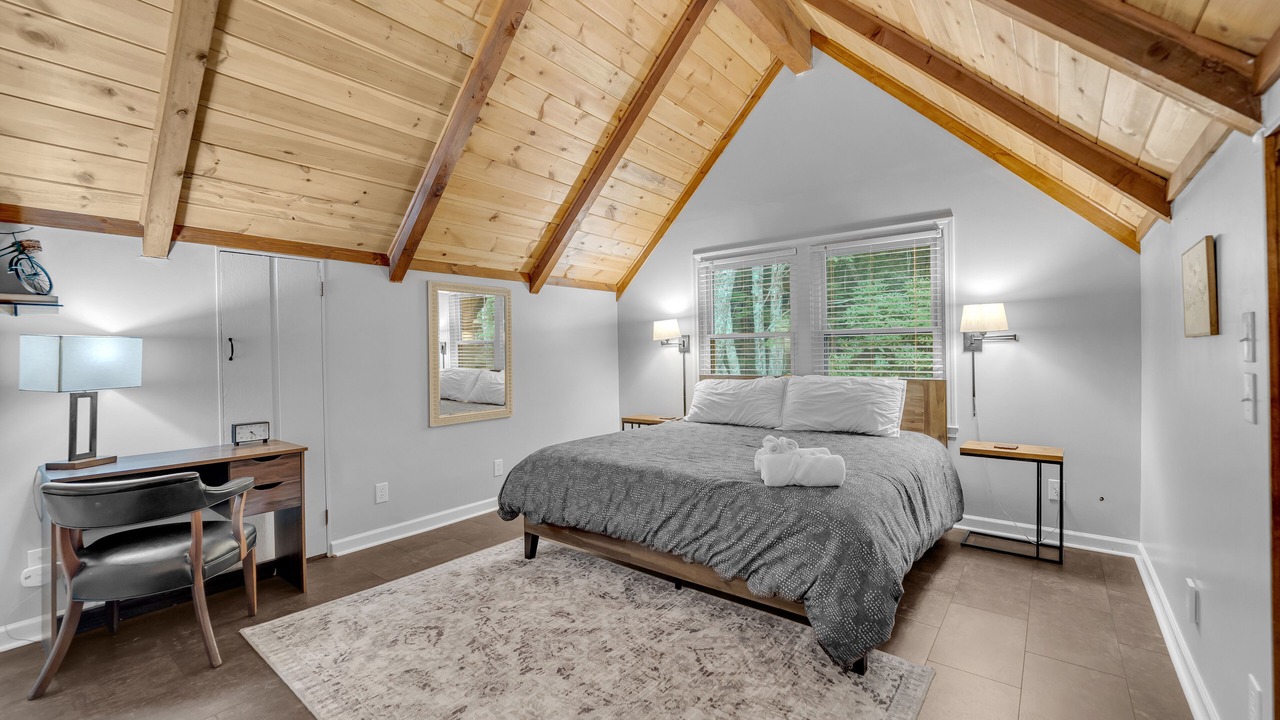 Photo of Bedroom in Charter Hills
