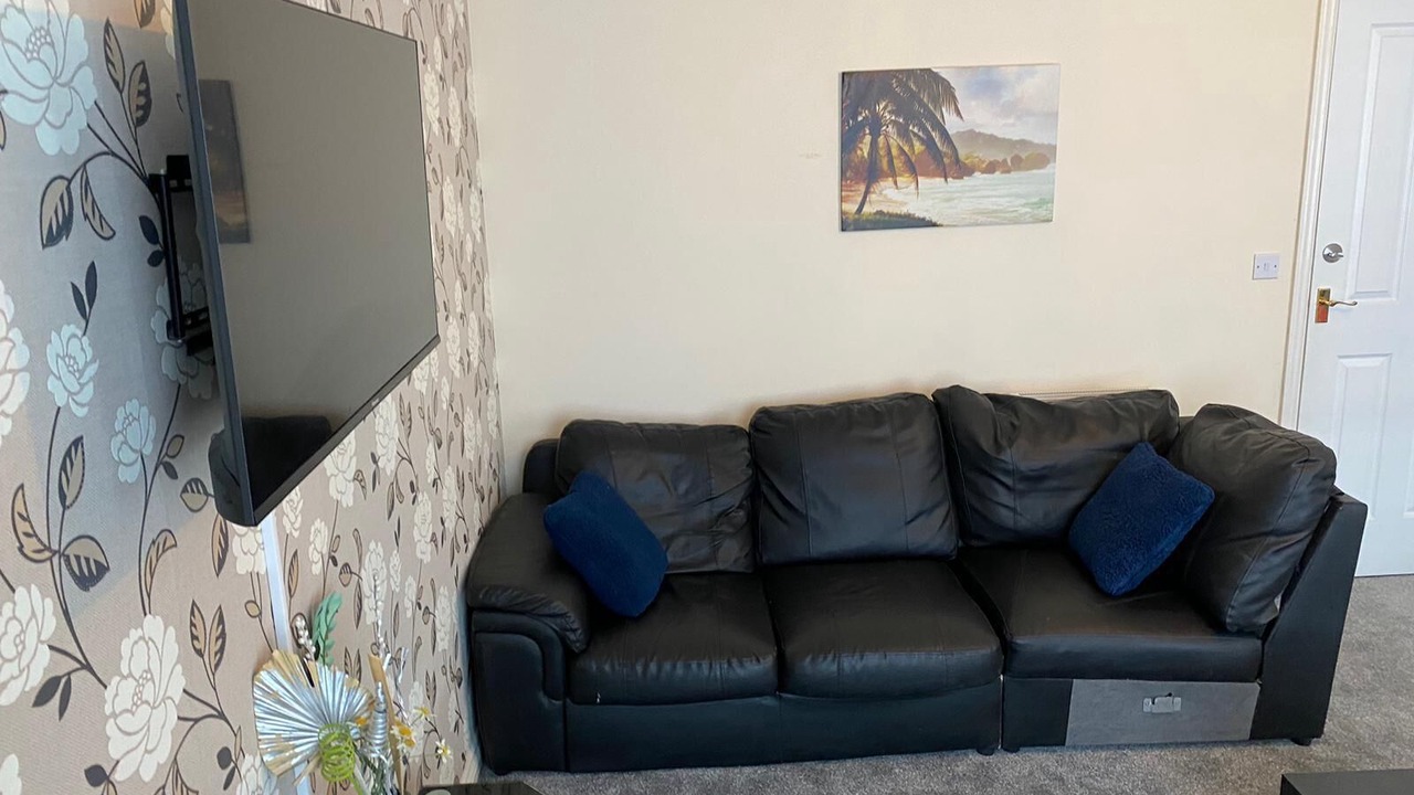 Photo of Livingroom in Newcastle-upon-Tyne