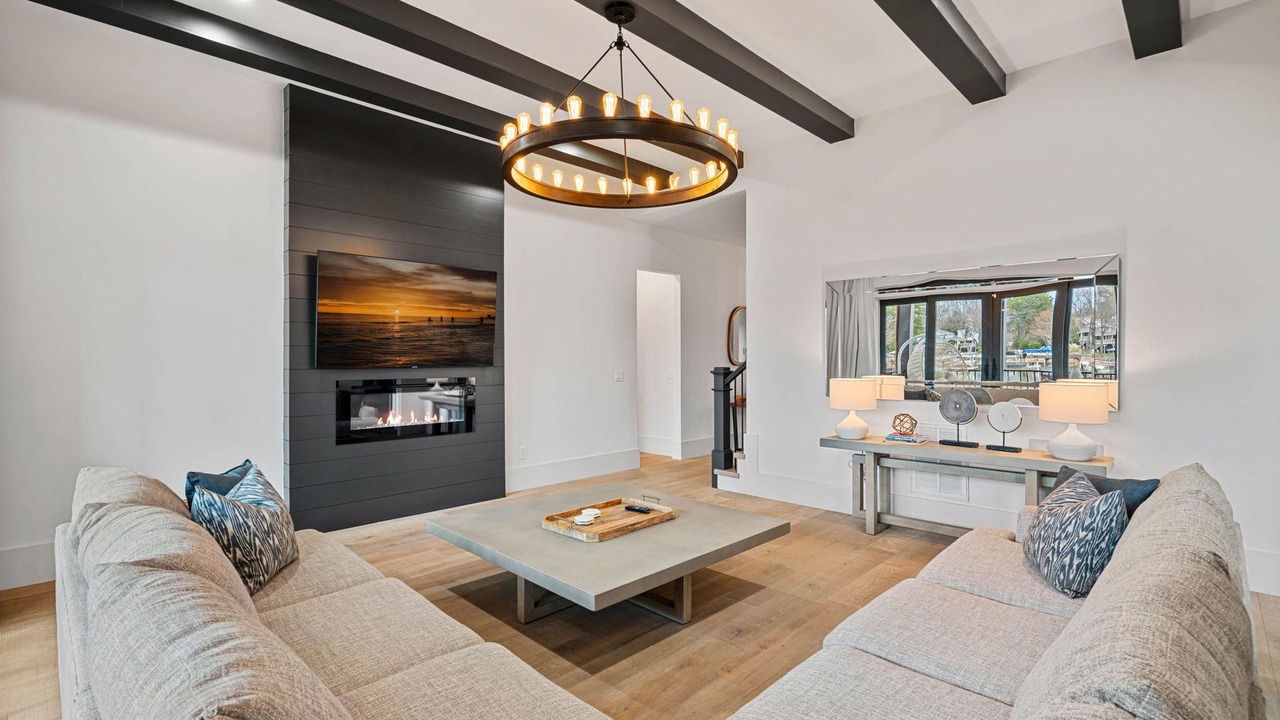 Photo of Livingroom in Cornelius