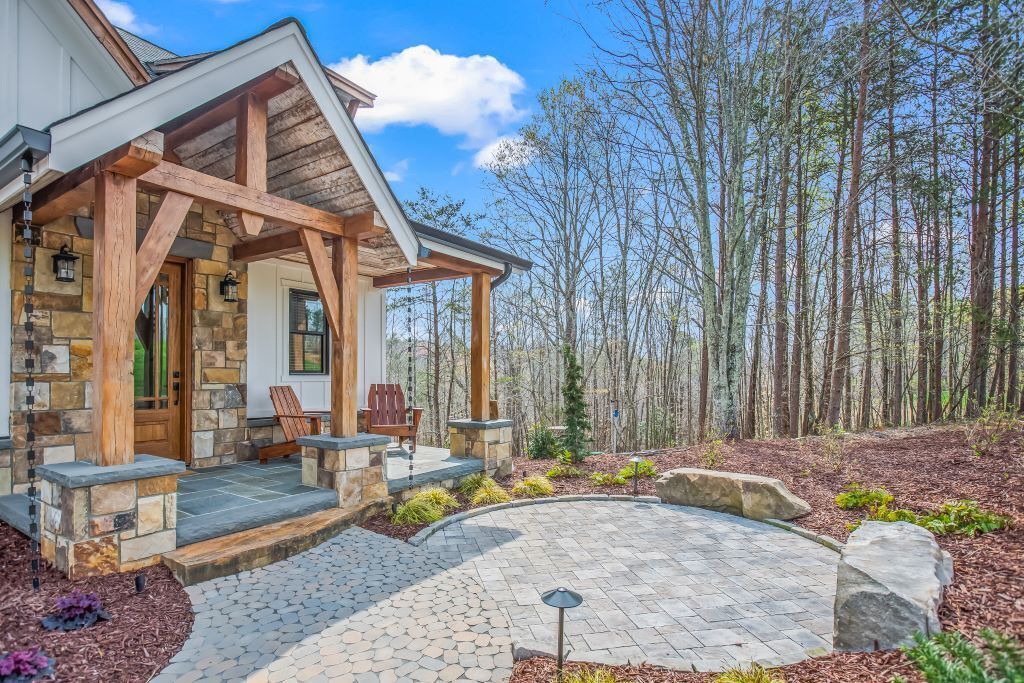 Photo of Patio Balcony in King