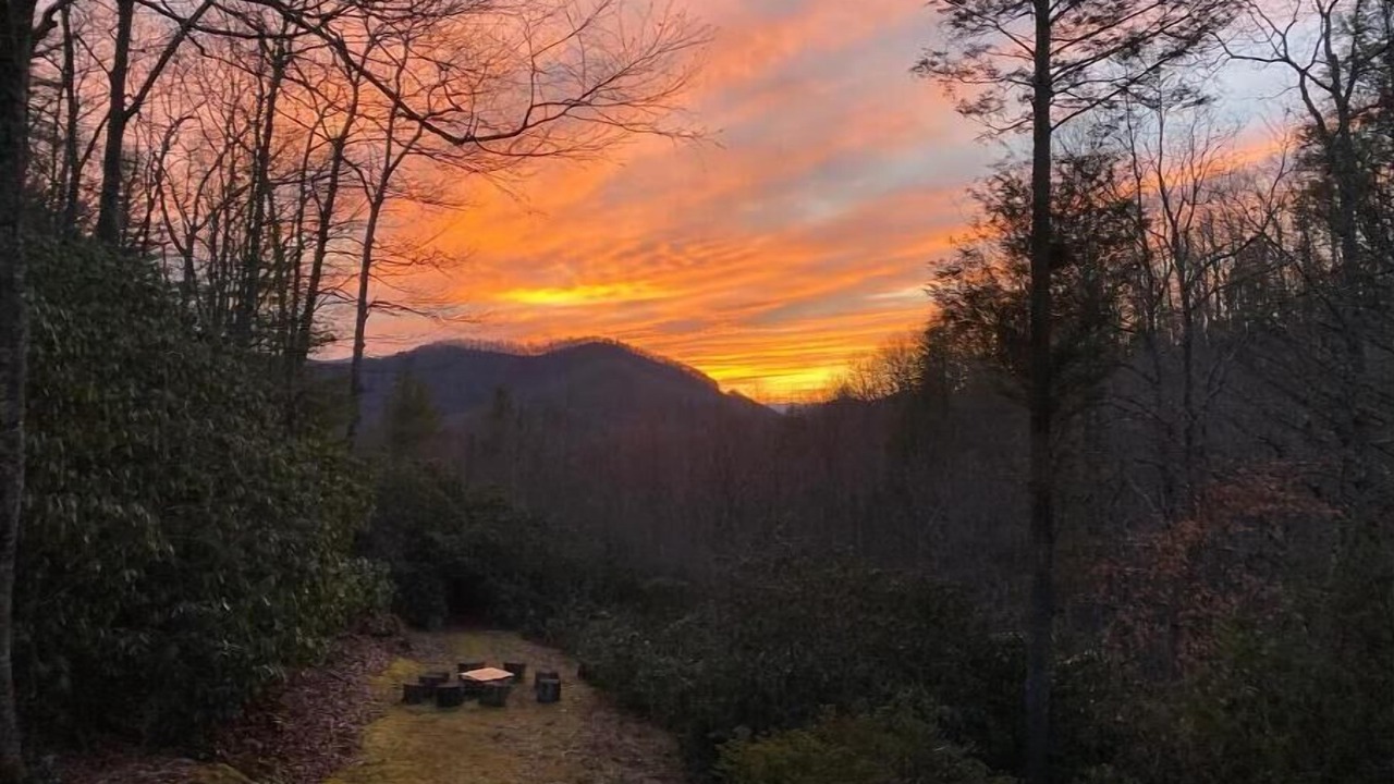 Photo of Outdoor in Spruce Pine