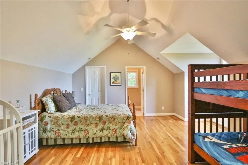Photo of Bedroom in Boomer