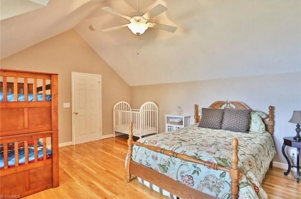 Photo of Bedroom in Boomer
