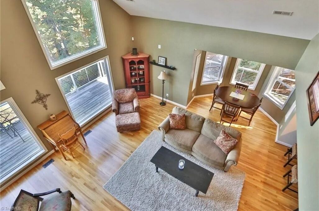 Photo of Livingroom in Boomer