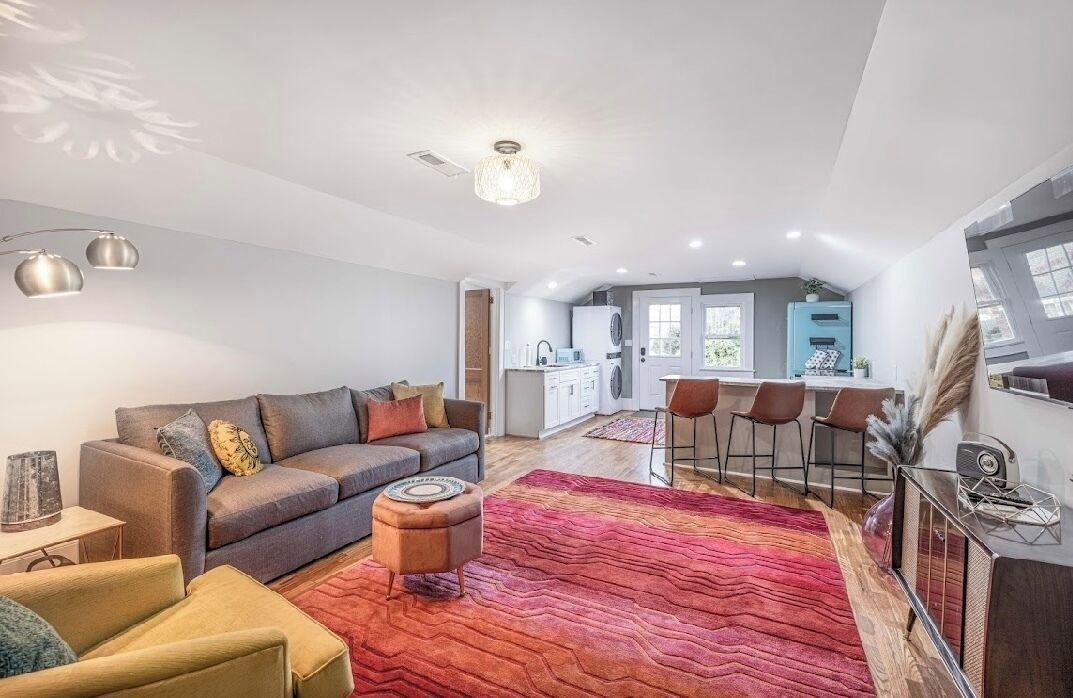 Photo of Livingroom in Albemarle