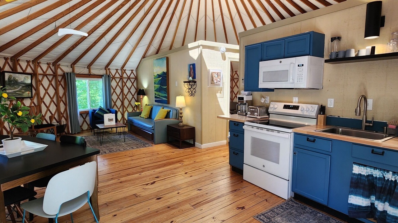Photo of Livingroom in Mill Spring