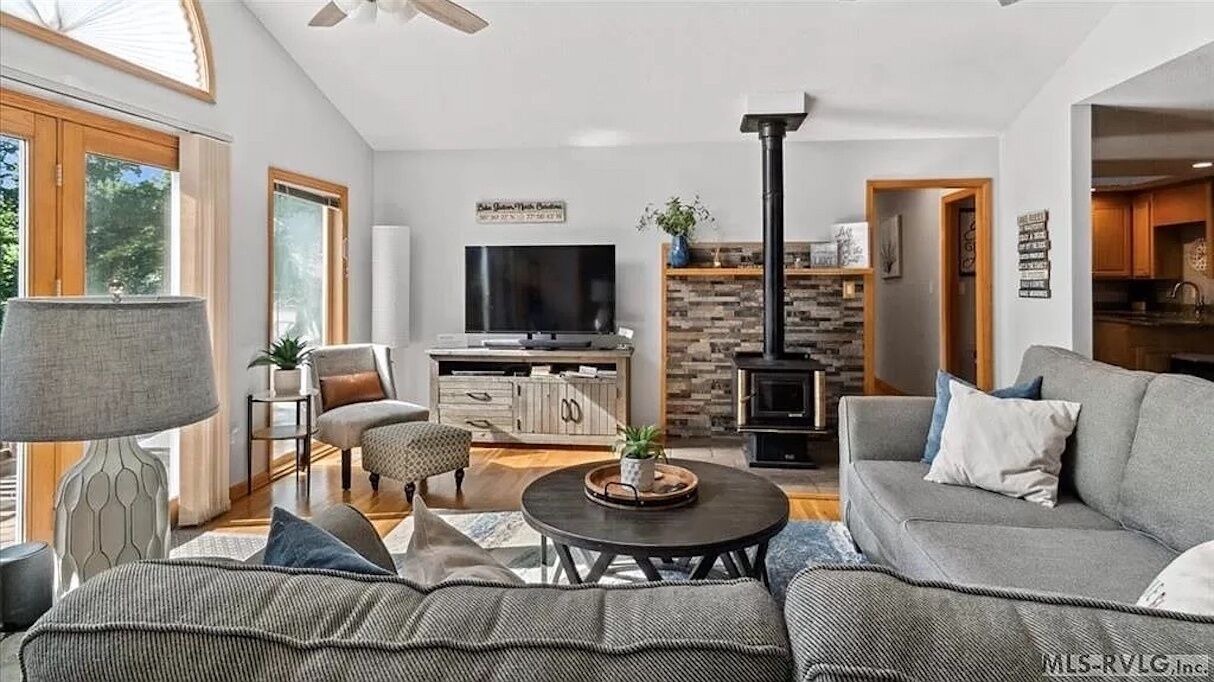 Photo of Livingroom in Henrico