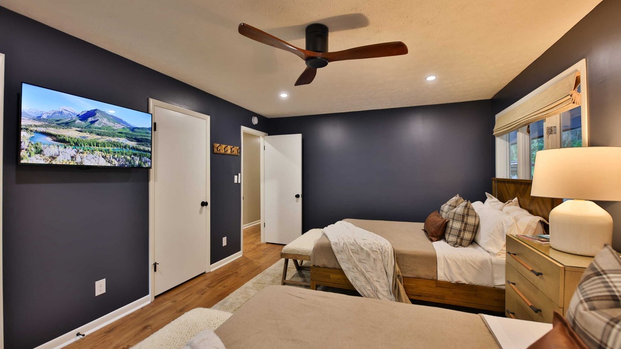 Photo of Bedroom in Skyland