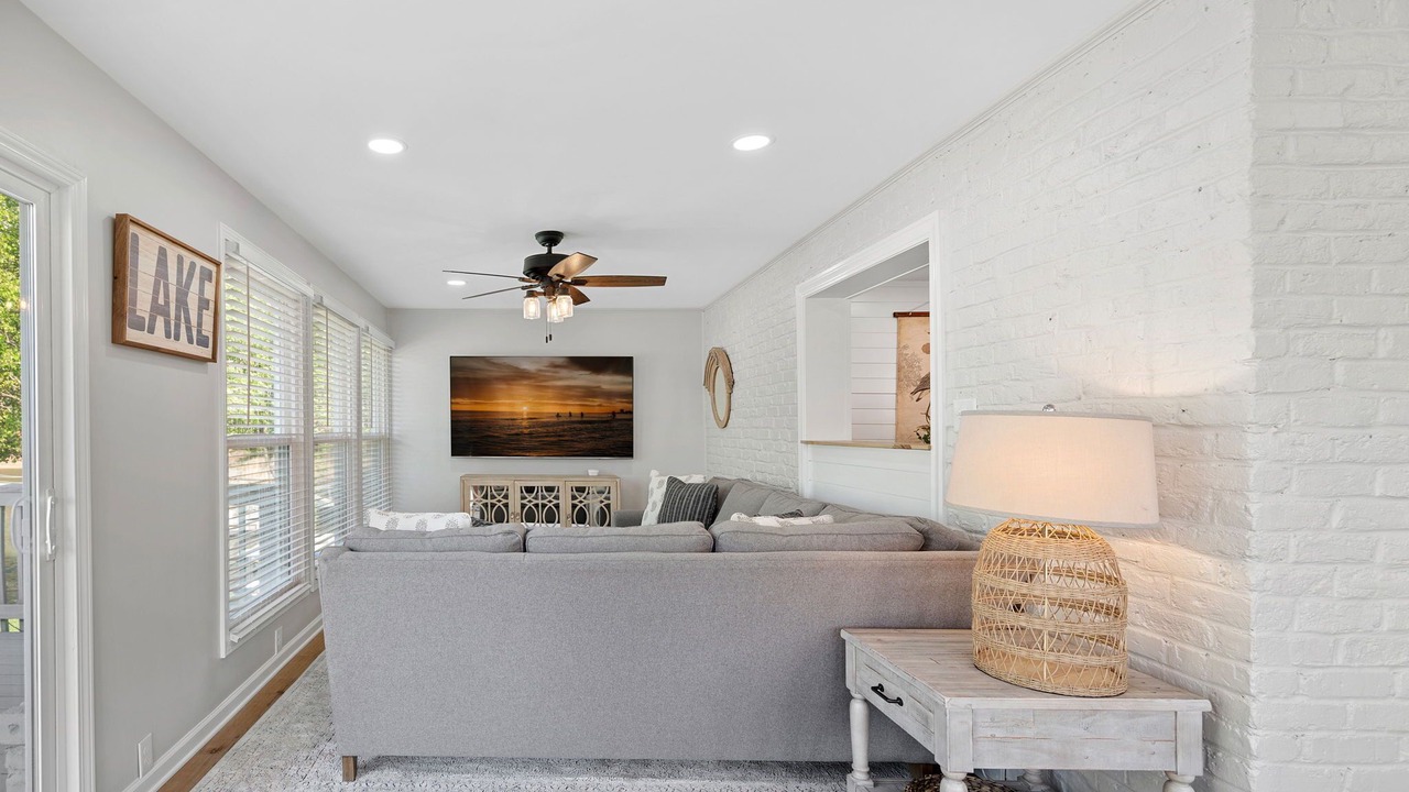Photo of Livingroom in Lake Norman of Catawba