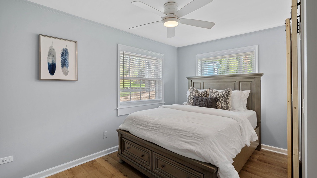 Photo of Bedroom in Lake Norman of Catawba