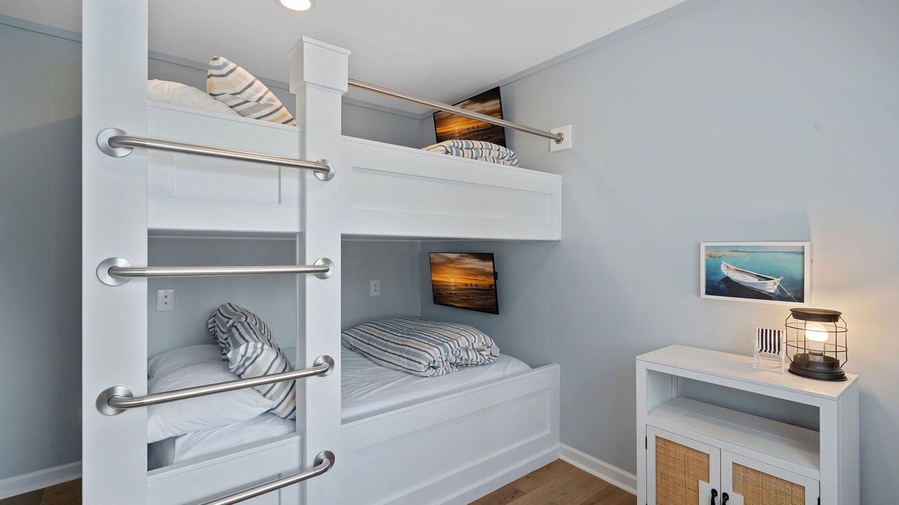 Photo of Bedroom in Lake Norman of Catawba
