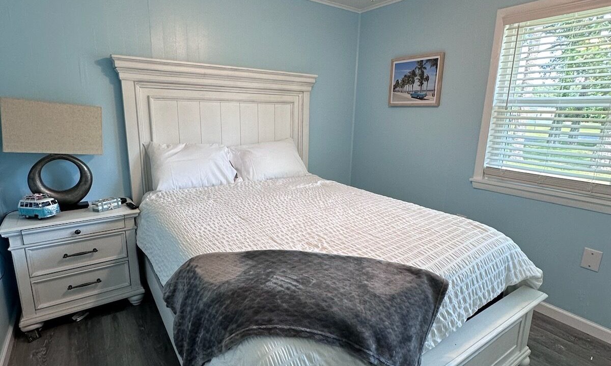 Photo of Bedroom in Manteo
