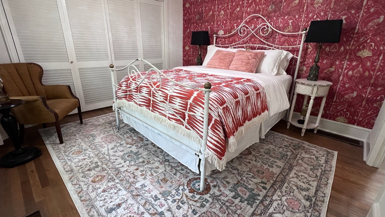 Photo of Bedroom in Hendersonville