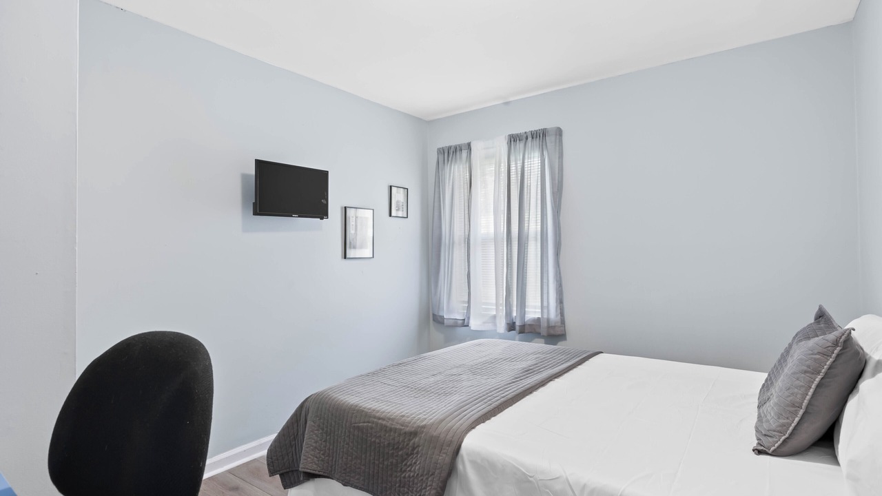 Photo of Bedroom in Raleigh