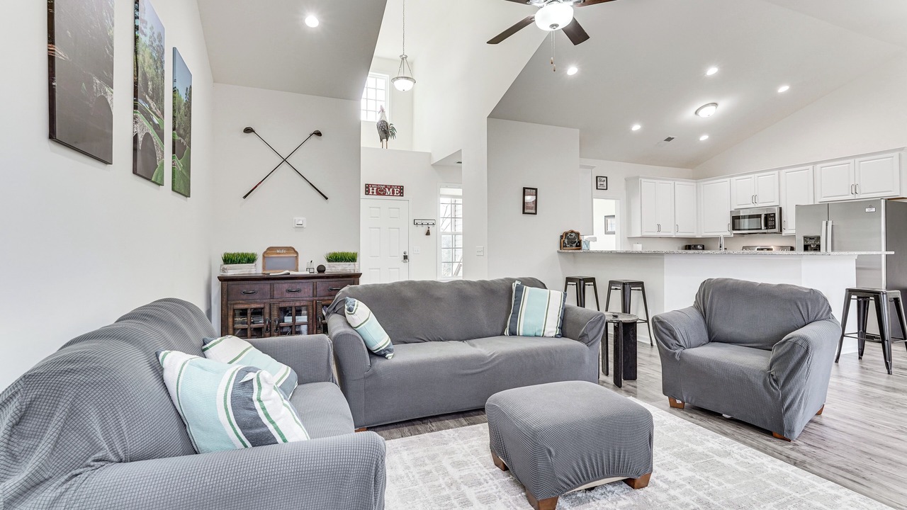 Photo of Livingroom in McCormick