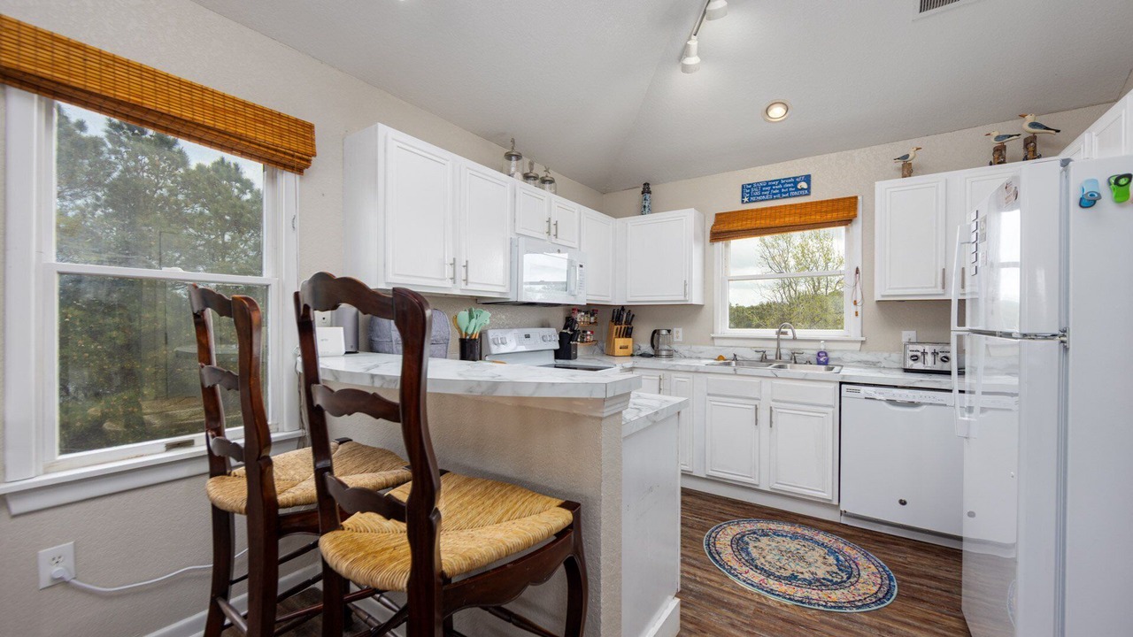 Photo of Kitchen in Carova Beach