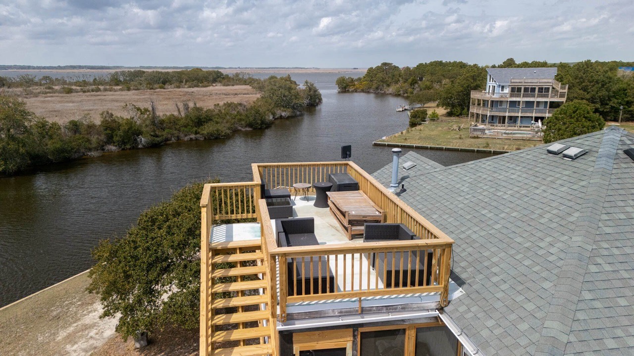 Photo of Patio Balcony in Carova Beach