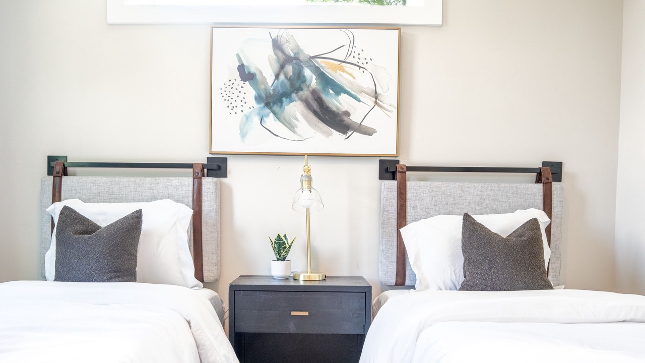 Photo of Bedroom in Downtown