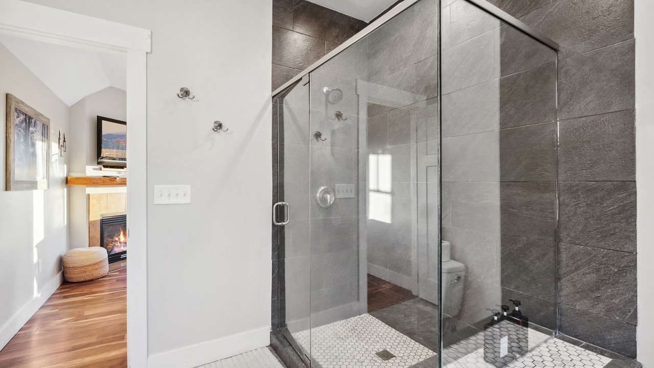 Photo of Bathroom in Wolf Laurel