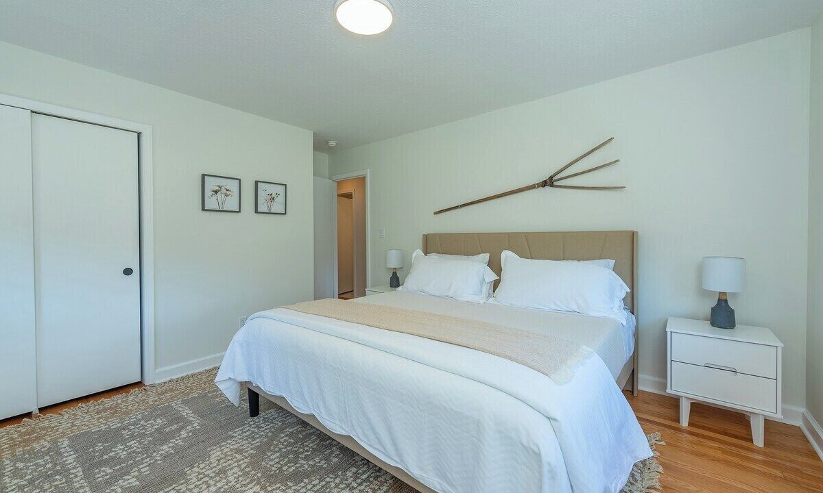 Photo of Bedroom in Weaverville
