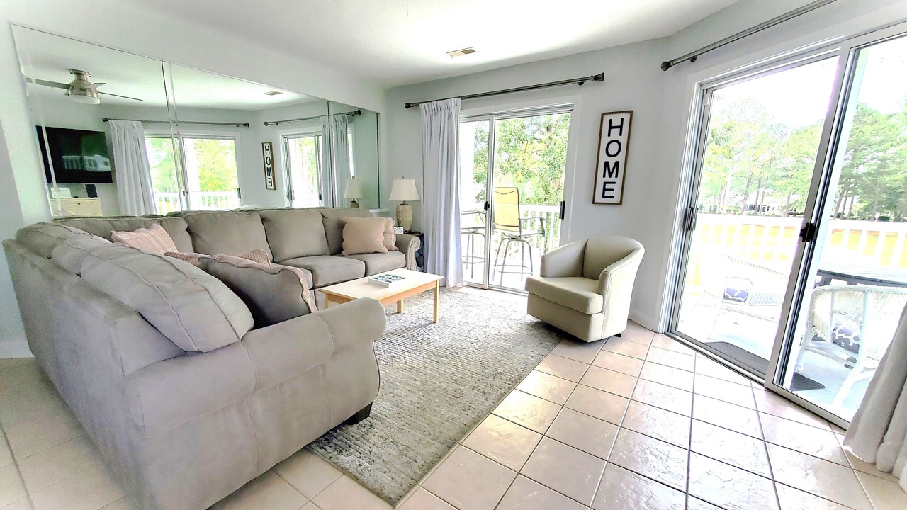 Photo of Livingroom in Calabash