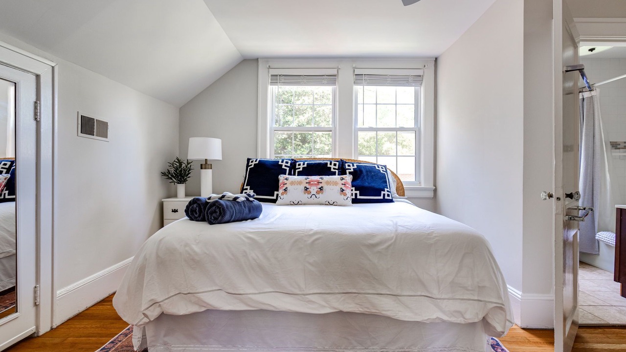 Photo of Bedroom in Downtown