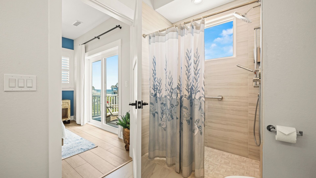 Photo of Bathroom in Hatteras