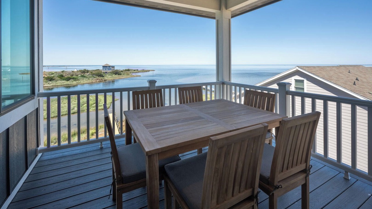 Photo of Patio Balcony in Hatteras