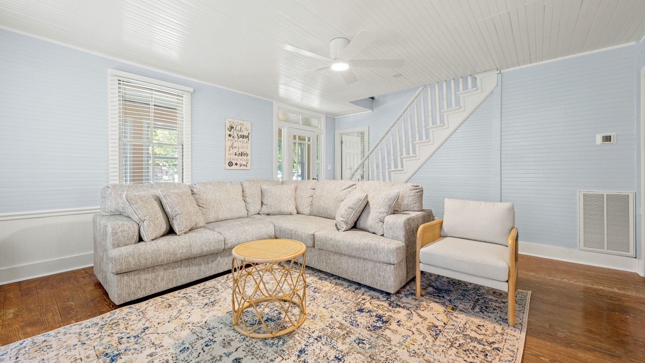 Photo of Livingroom in Historic Downtown Manteo