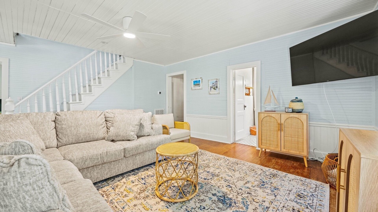 Photo of Livingroom in Historic Downtown Manteo
