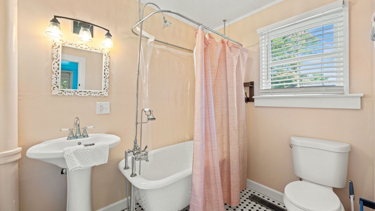 Photo of Bathroom in Historic Downtown Manteo