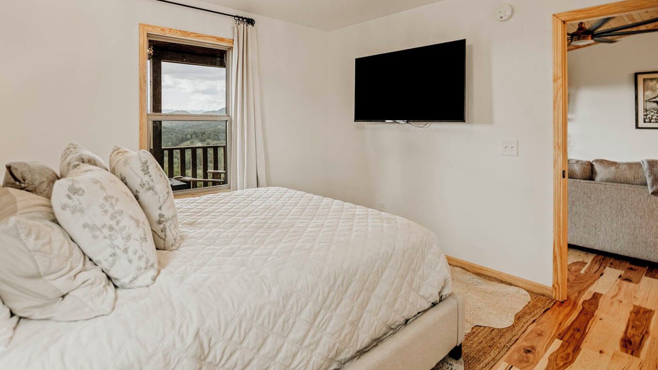 Photo of Bedroom in Murphy