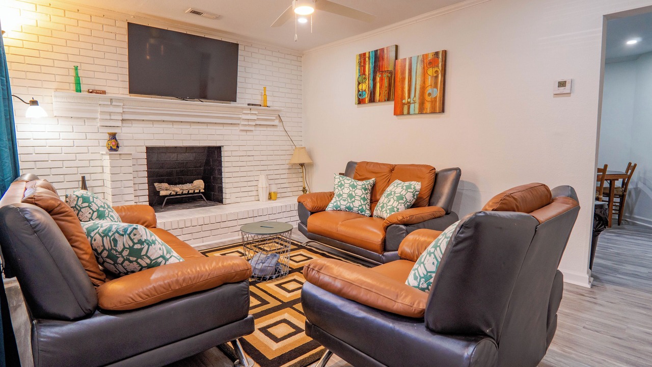 Photo of Livingroom in Paw Creek
