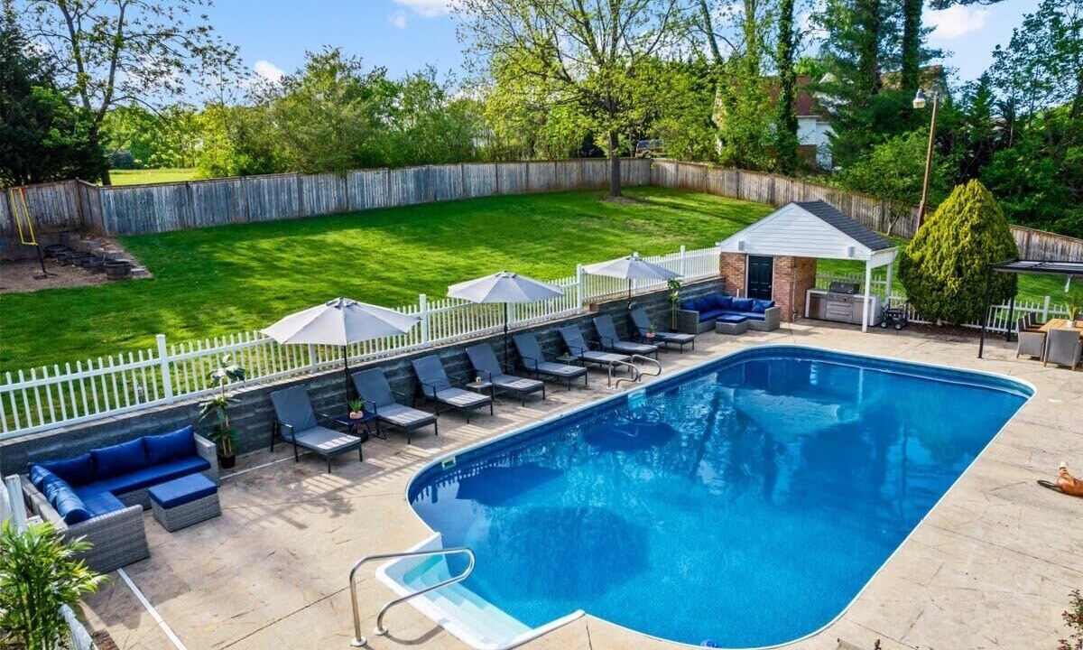 Photo of Outdoor in Candler