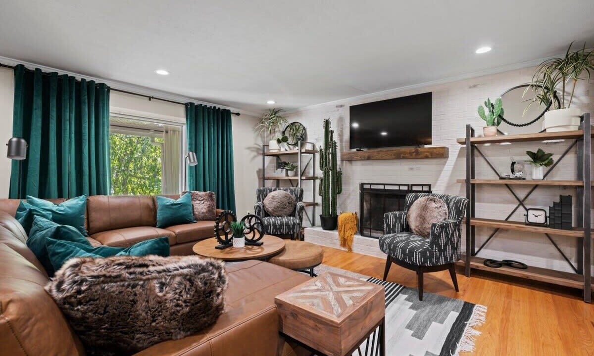Photo of Bedroom in Candler