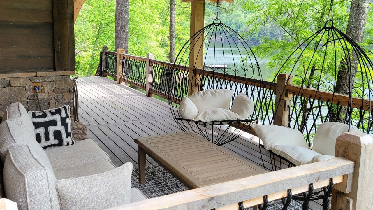 Photo of Patio Balcony in Bear Lake Reserve