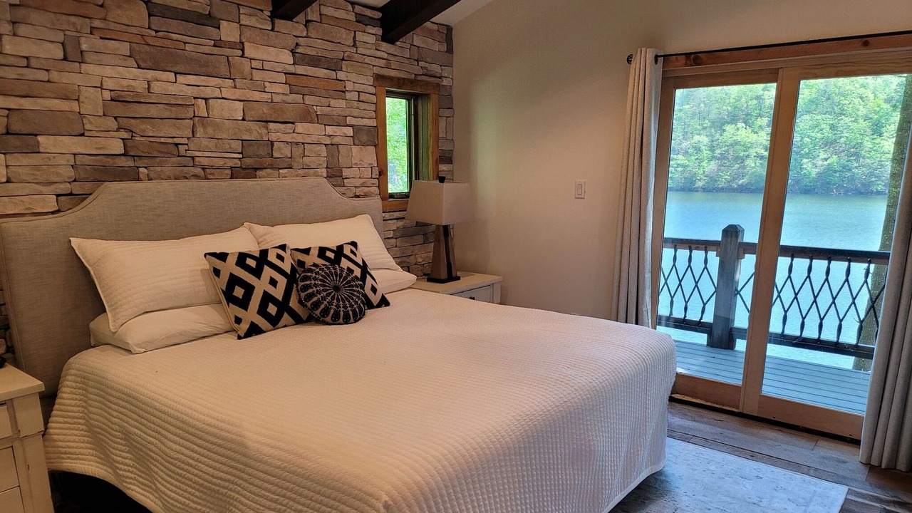 Photo of Bedroom in Bear Lake Reserve