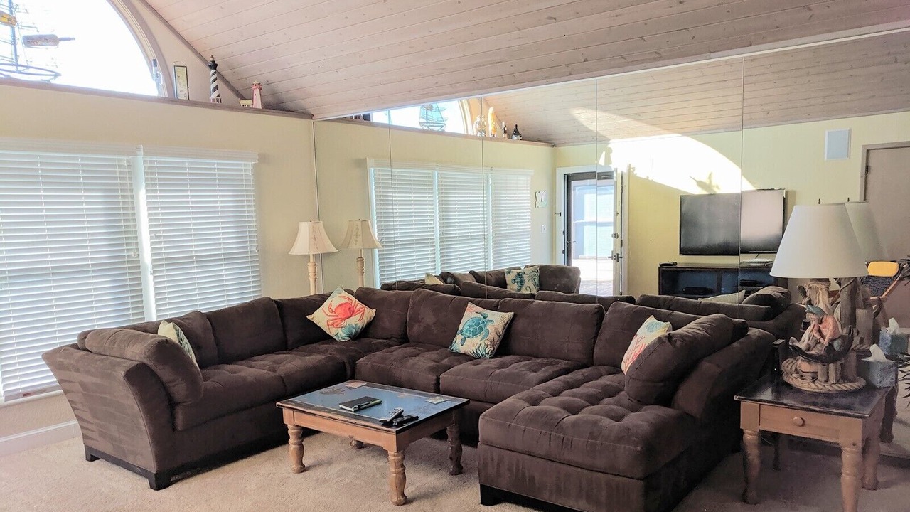 Photo of Livingroom in Kill Devil Hills