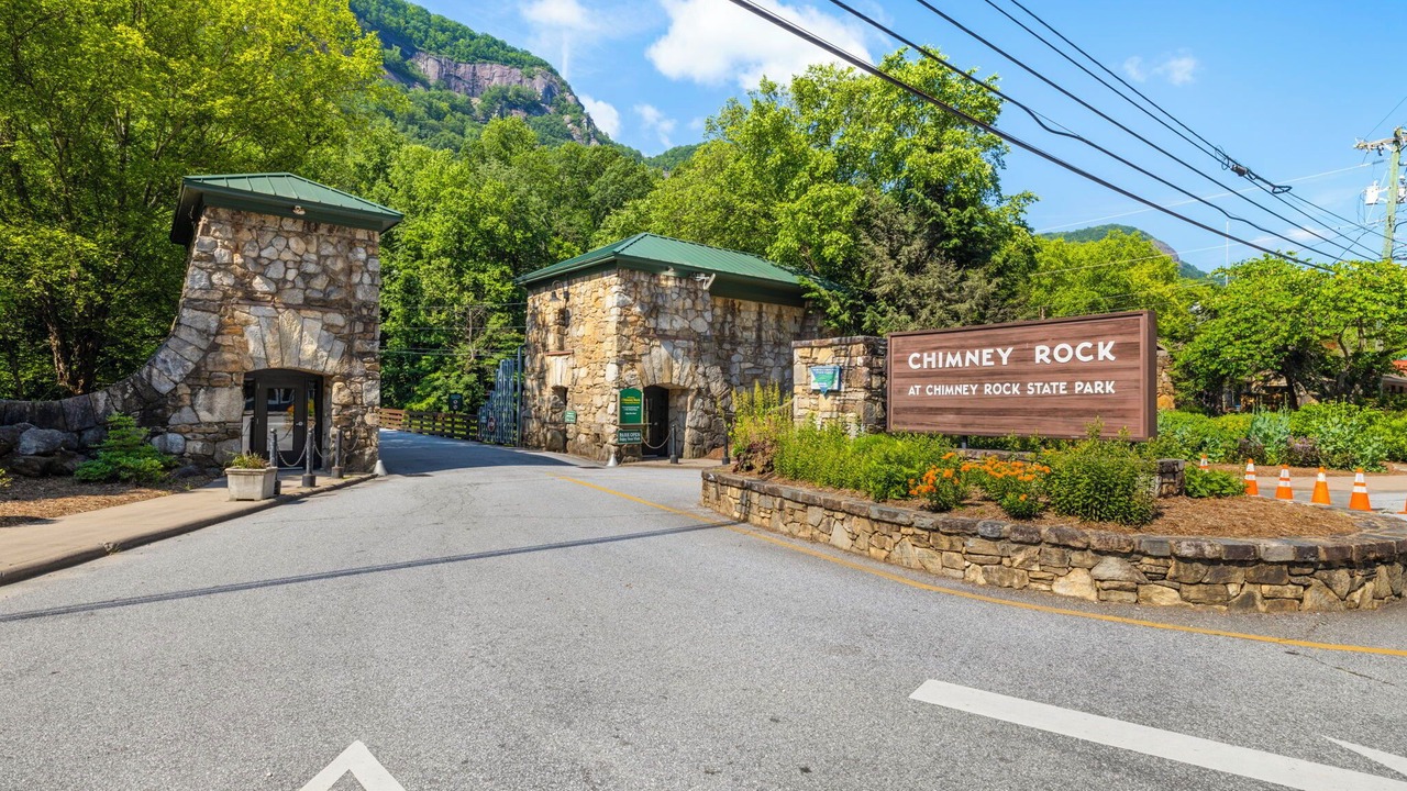 Photo of Outdoor in Chimney Rock